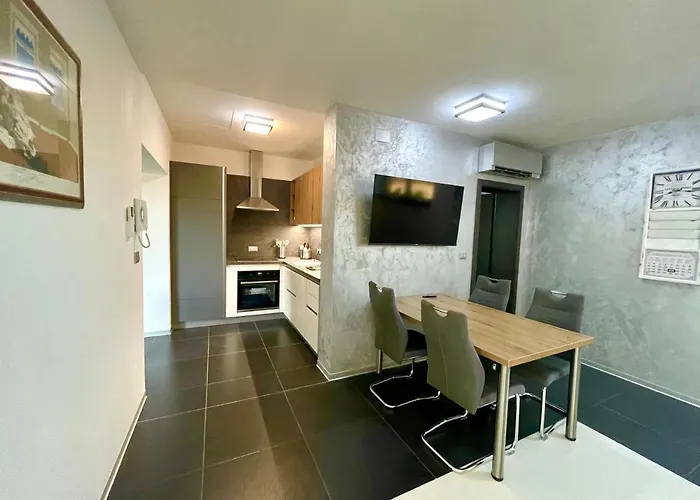 Apartment Mega Prvacina